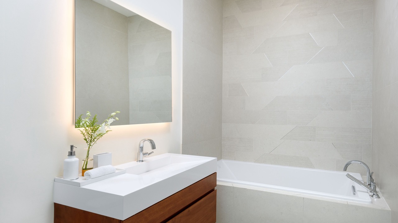 Photo of Bathroom in Leeward Settlement