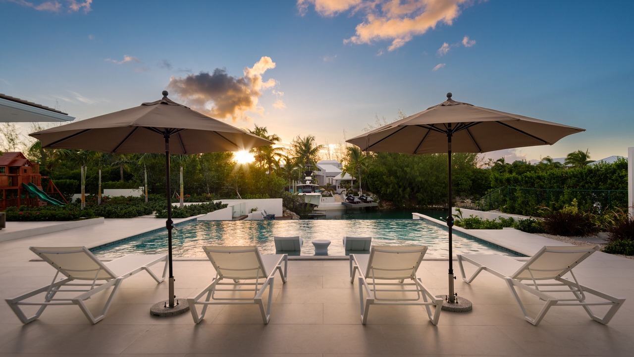 Photo of Outdoor in Leeward Settlement