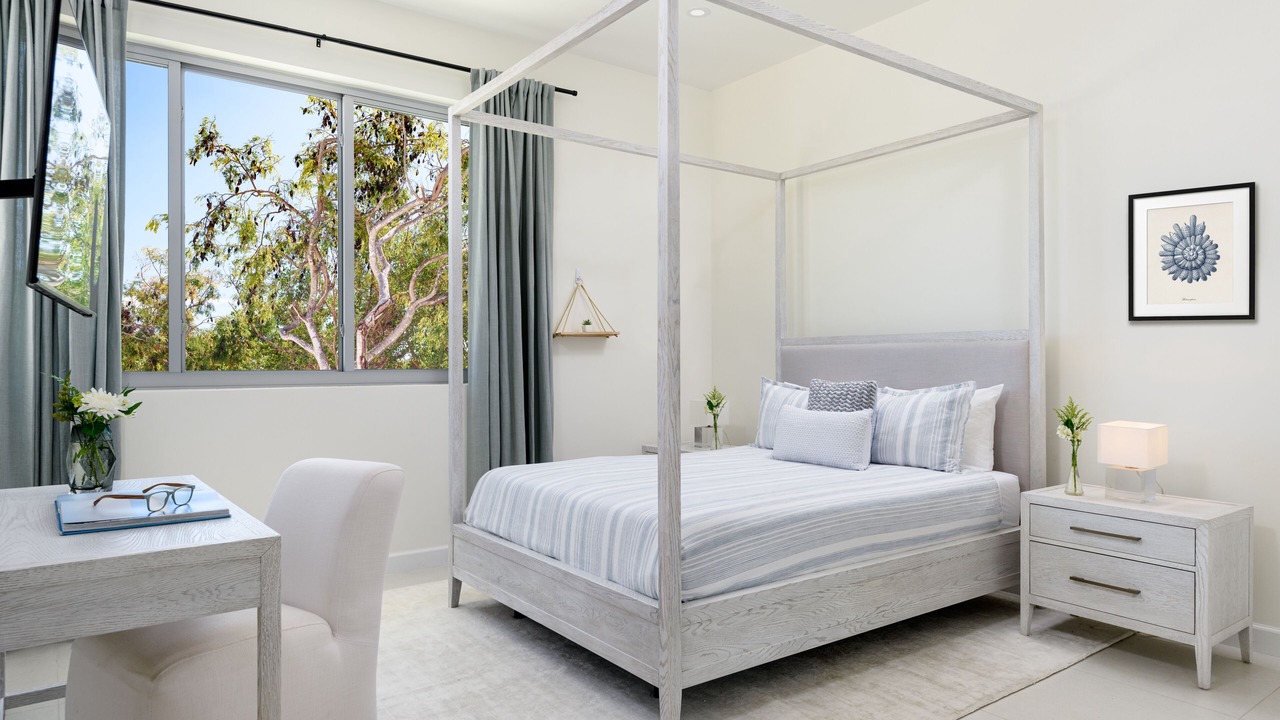Photo of Bedroom in Leeward Settlement