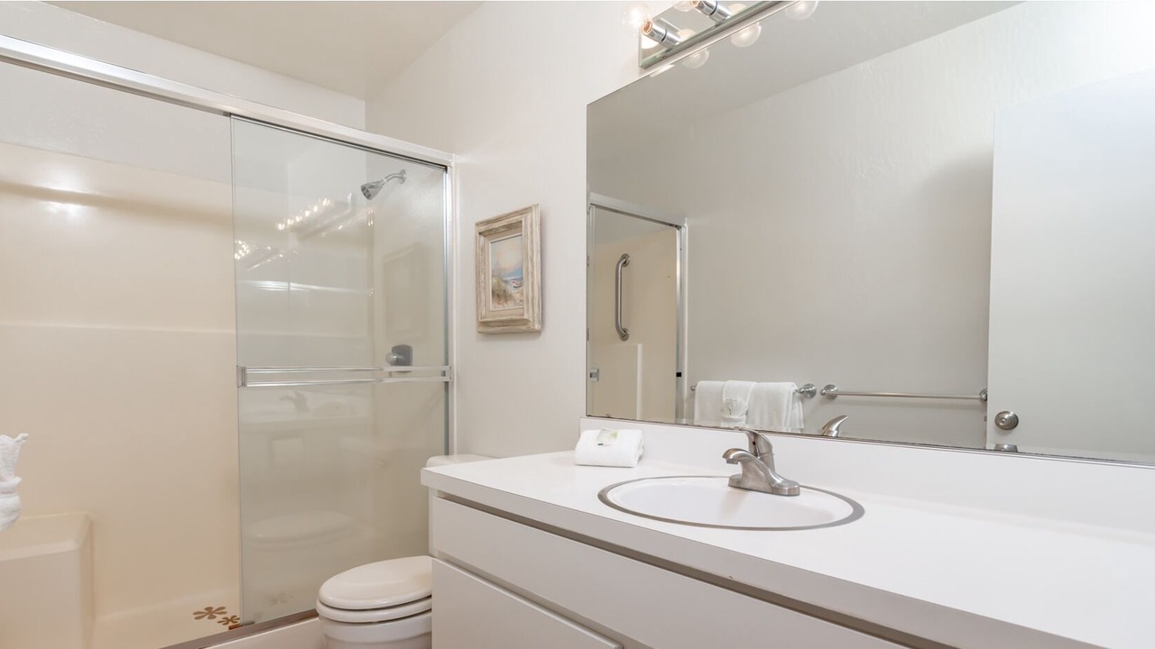 Photo of Bathroom in Pajaro Dunes