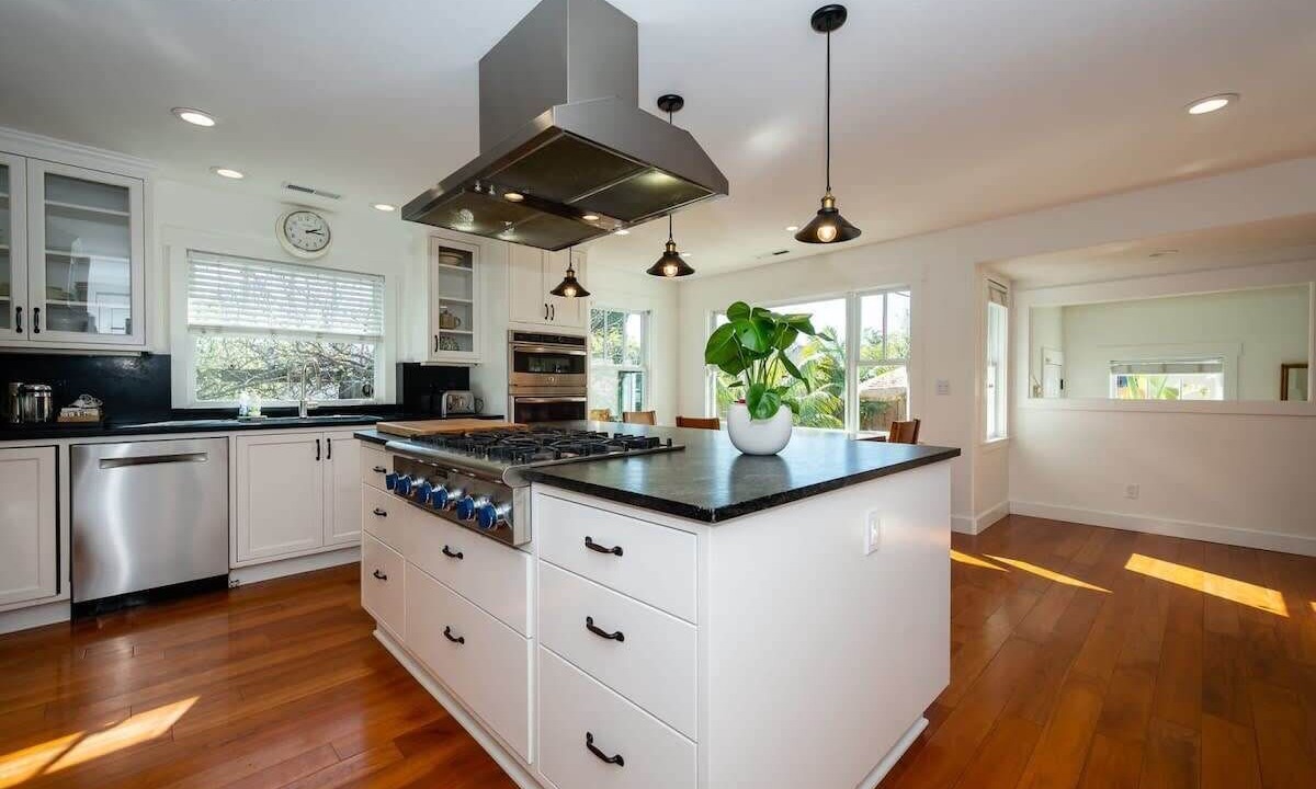Photo of Kitchen in Westside Santa Cruz