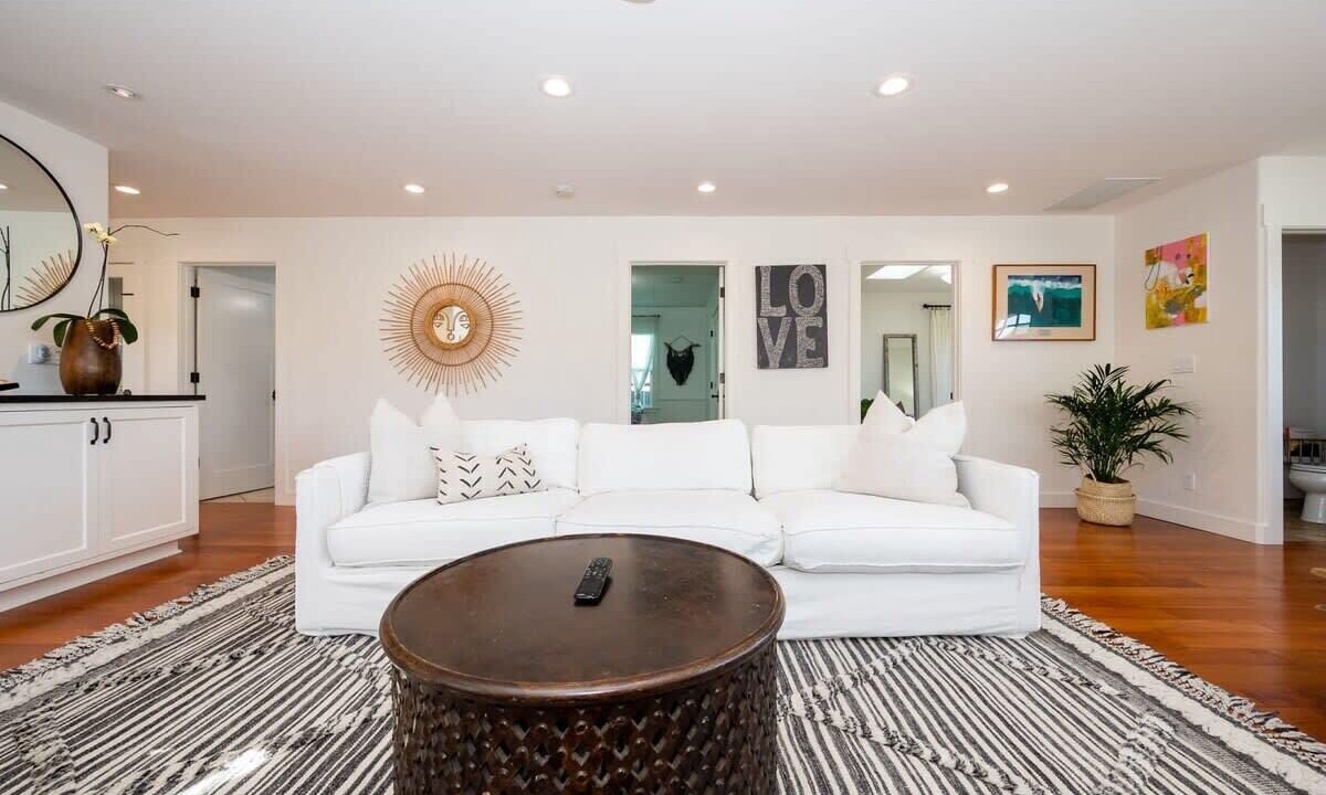 Photo of Livingroom in Westside Santa Cruz
