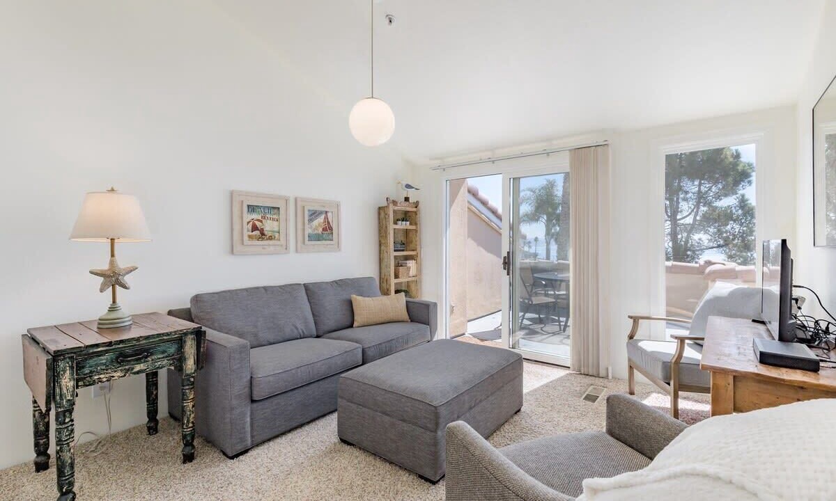 Photo of Livingroom in Capitola