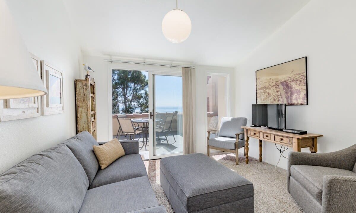 Photo of Livingroom in Capitola