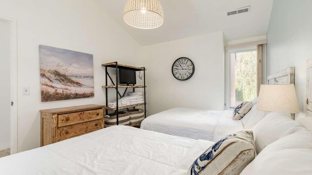 Photo of Bedroom in Capitola