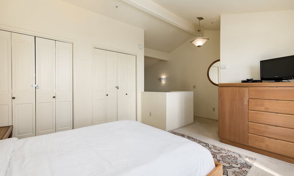 Photo of Bedroom in Capitola