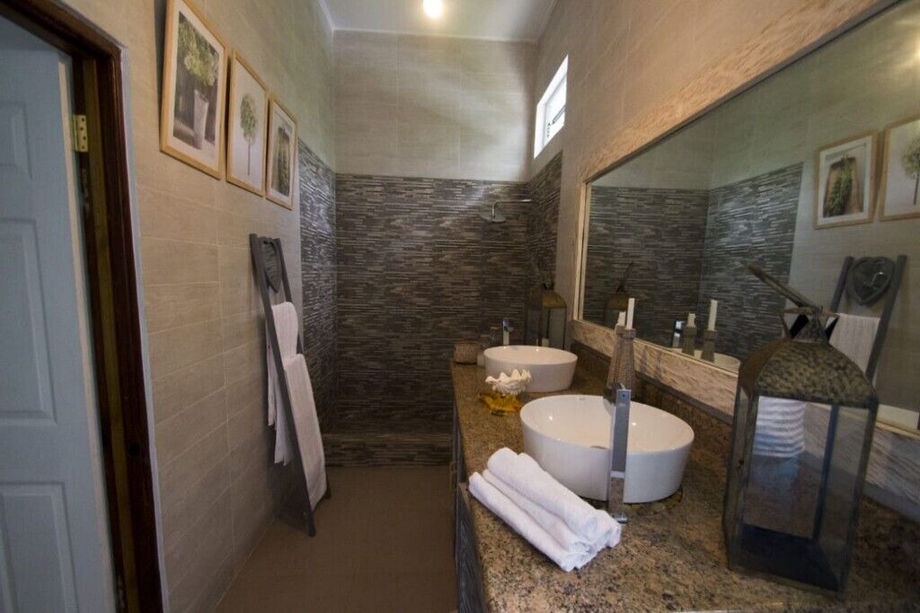 Photo of Bathroom in Mahe Island