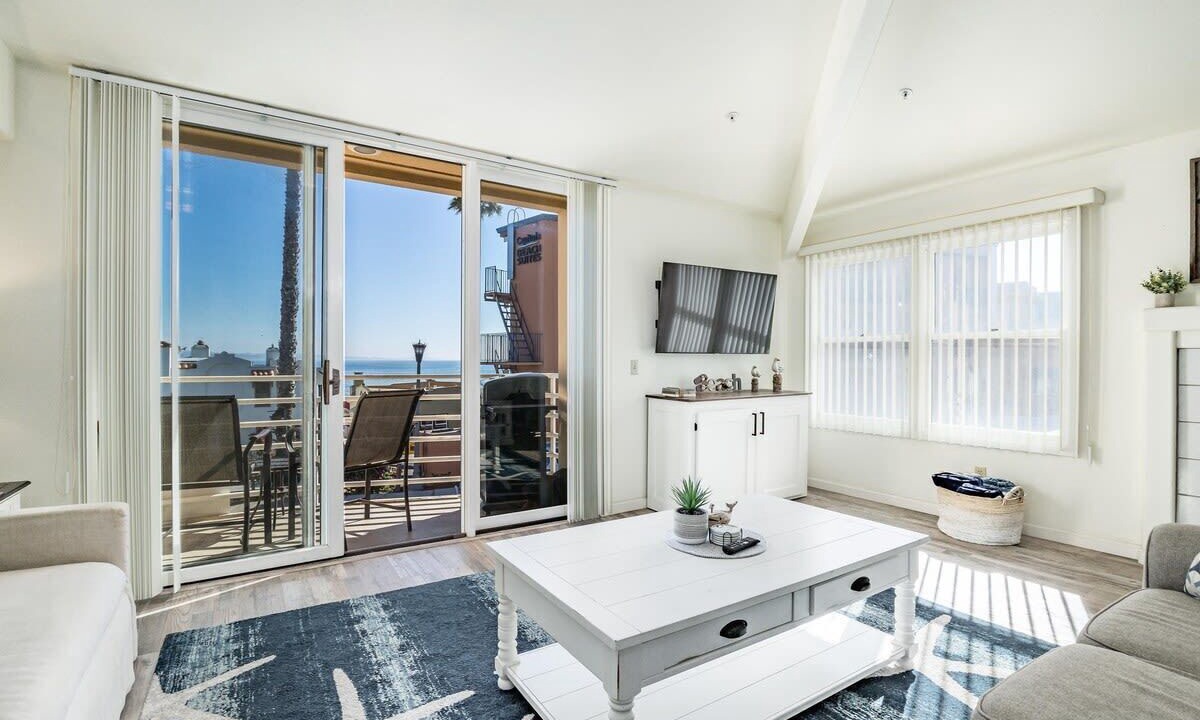 Photo of Livingroom in Capitola