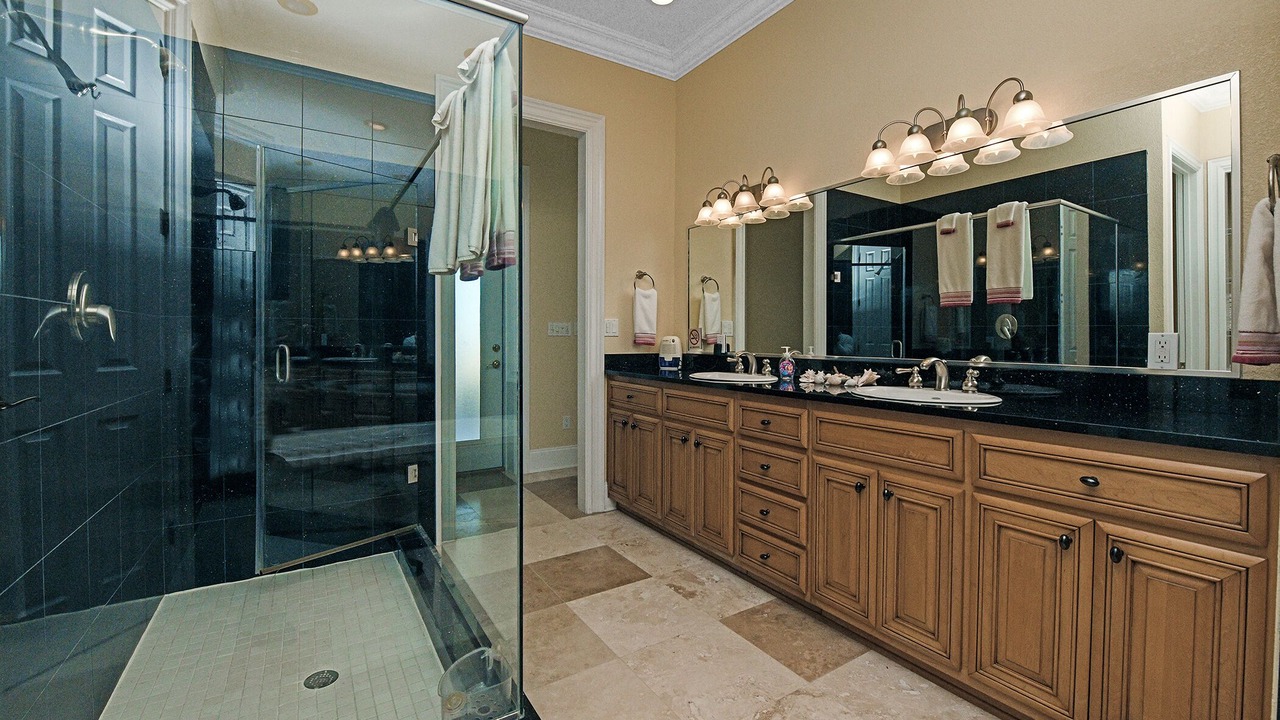 Photo of Bathroom in Sandy Point