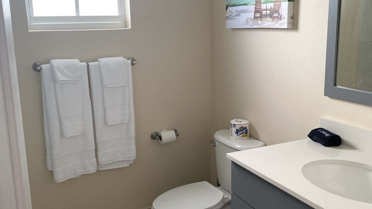 Photo of Bathroom in Leeward Settlement