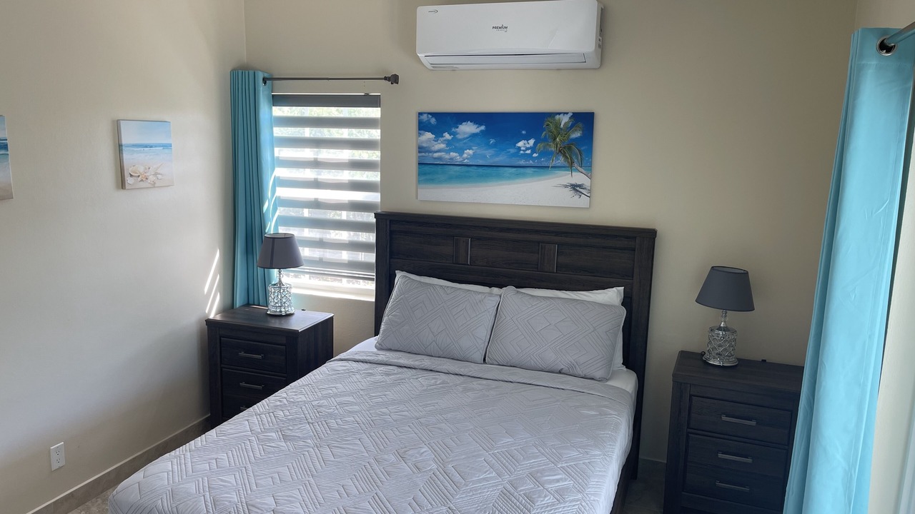 Photo of Bedroom in Leeward Settlement