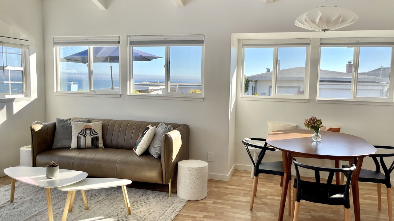 Photo of Livingroom in Aptos