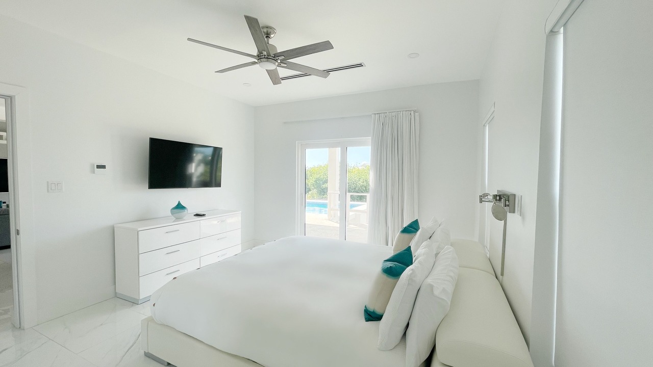 Photo of Bedroom in Discovery Bay