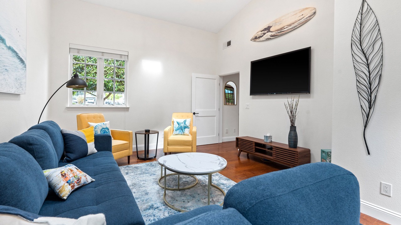 Photo of Livingroom in Eastside Santa Cruz