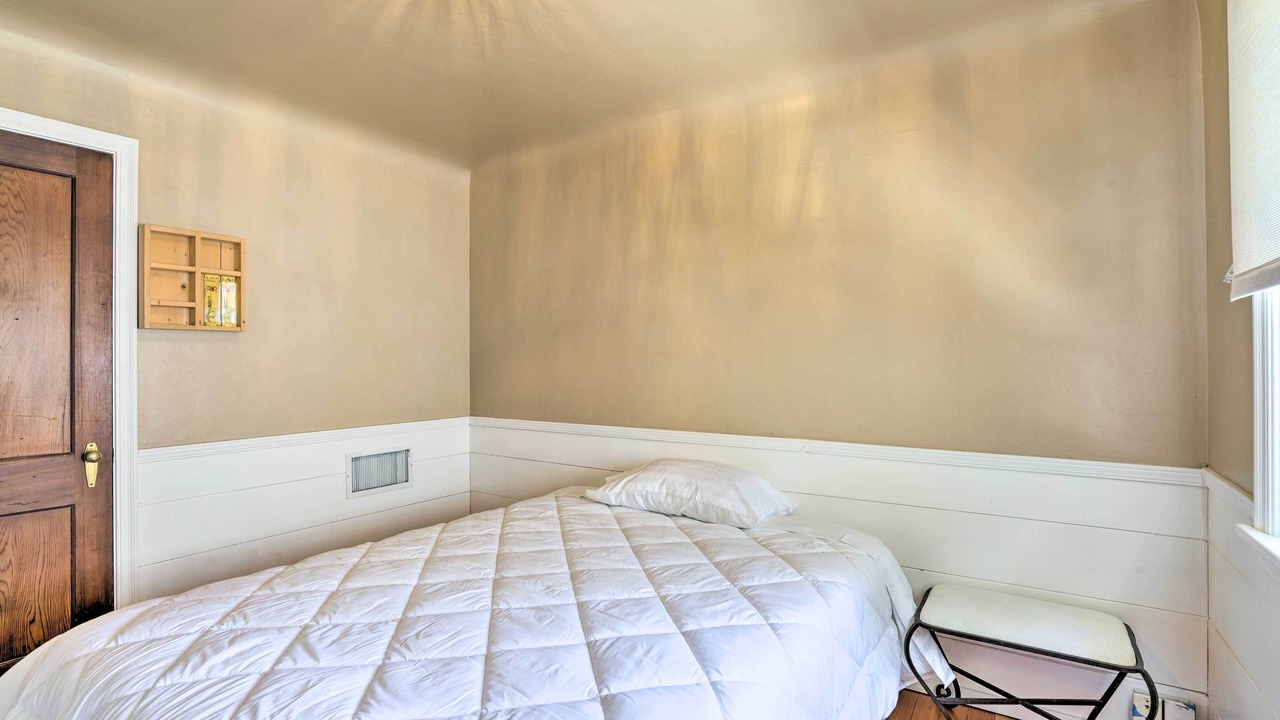 Photo of Bedroom in Boulder Creek
