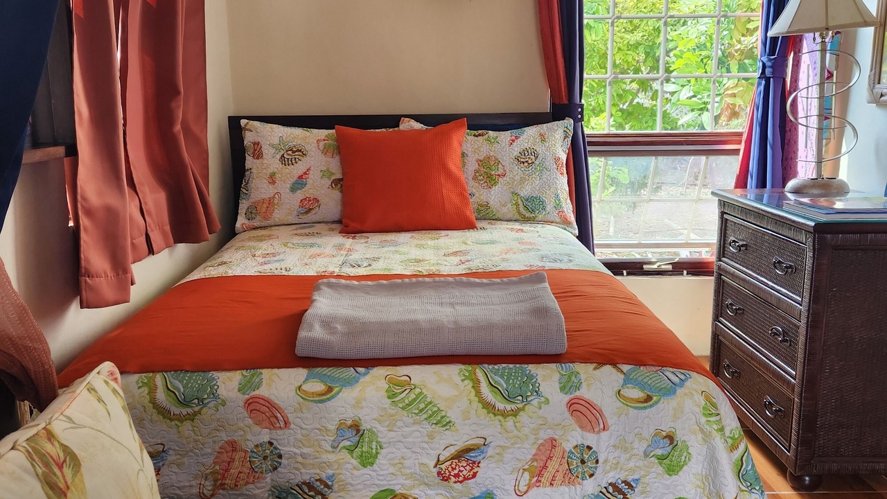 Photo of Bedroom in Discovery Bay