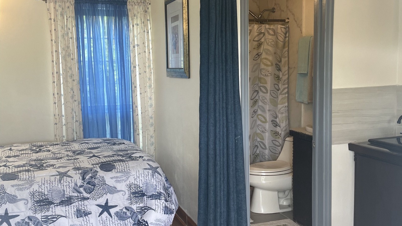 Photo of Bedroom in Discovery Bay