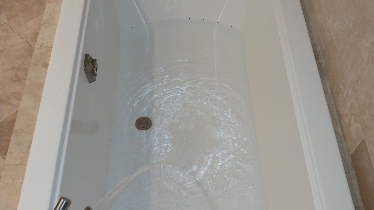 Photo of Bathroom in Leeward Settlement