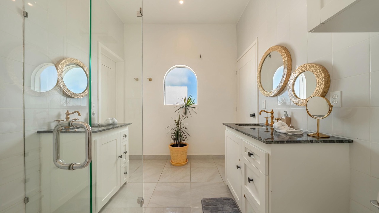 Photo of Bathroom in Colonia Meteorologico