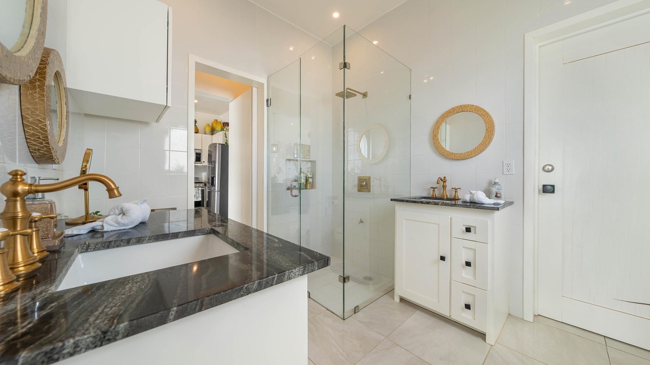 Photo of Bathroom in Colonia Meteorologico