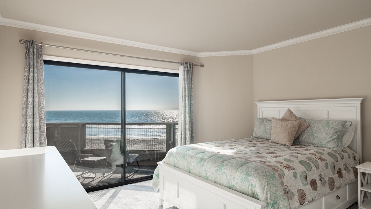 Photo of Bedroom in Pajaro Dunes