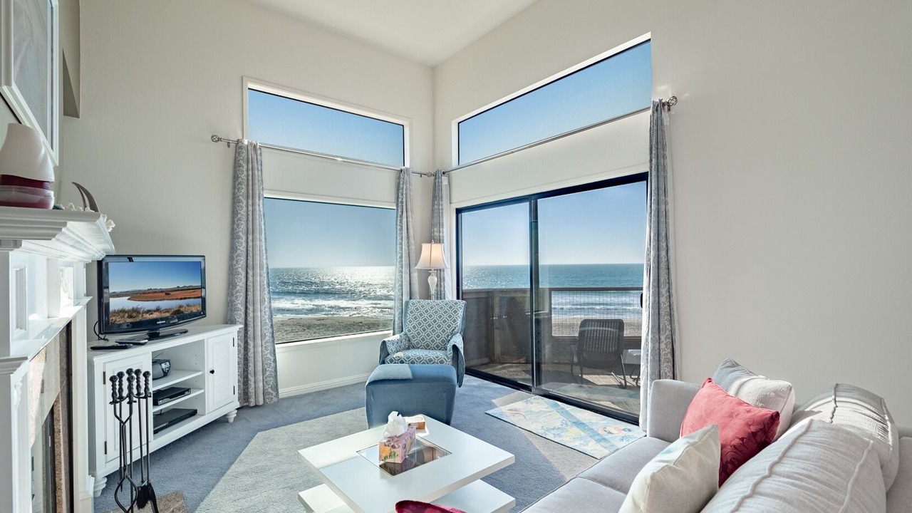 Photo of Livingroom in Pajaro Dunes