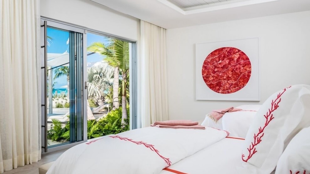 Photo of Bedroom in Leeward Settlement