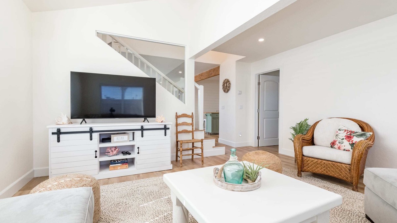 Photo of Livingroom in Opal Cliffs