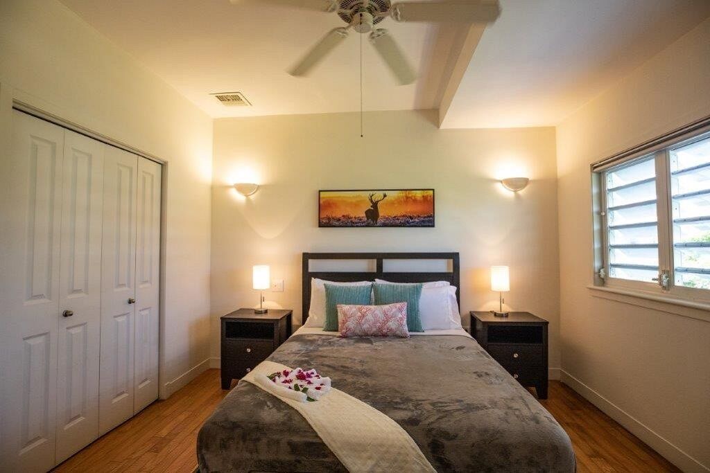 Photo of Bedroom in Venetian Road Settlement