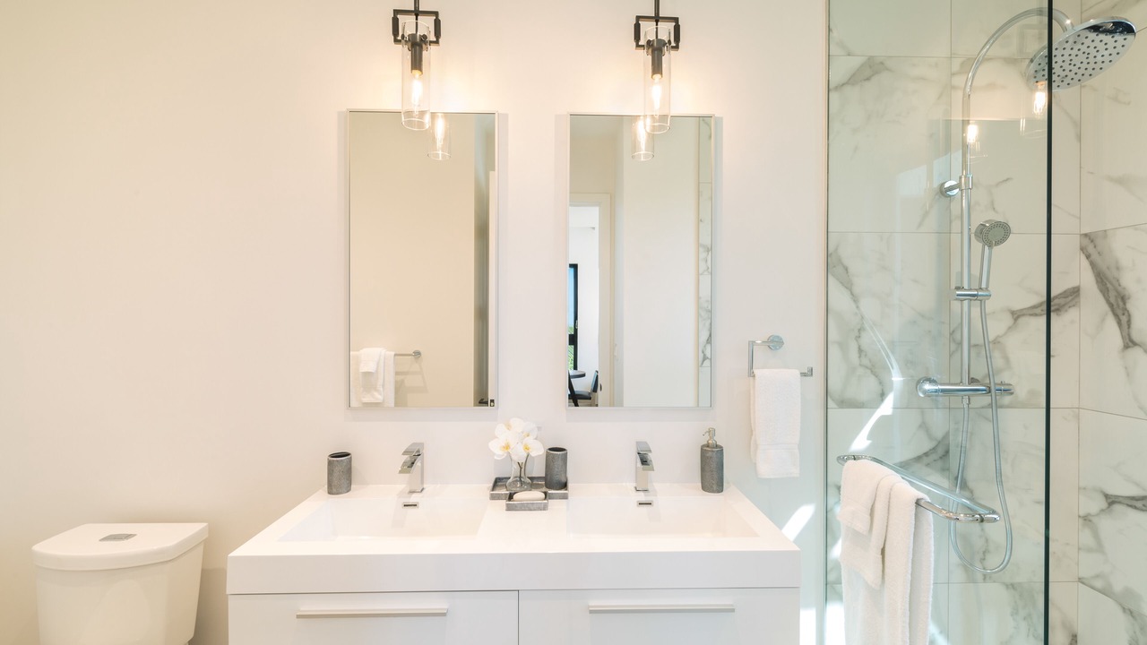 Photo of Bathroom in Long Bay