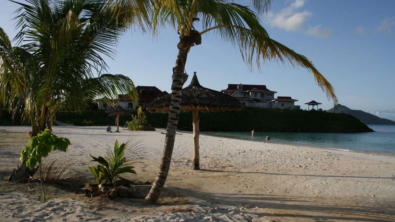 Photo of Others in Eden Island