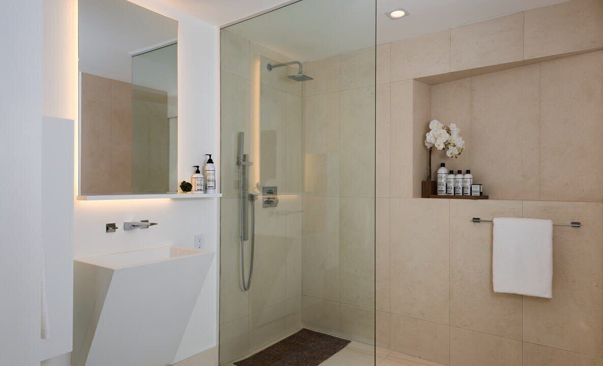 Photo of Bathroom in Long Bay Hills