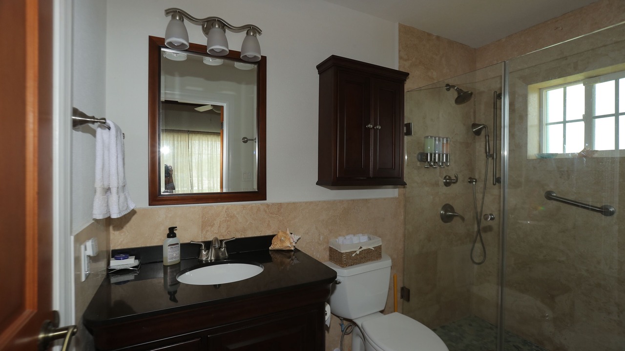 Photo of Bathroom in Cockburn Town