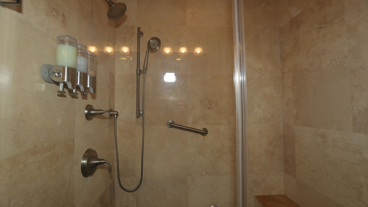 Photo of Bathroom in Cockburn Town