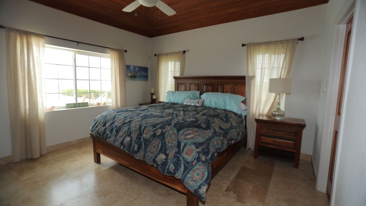 Photo of Bedroom in Cockburn Town