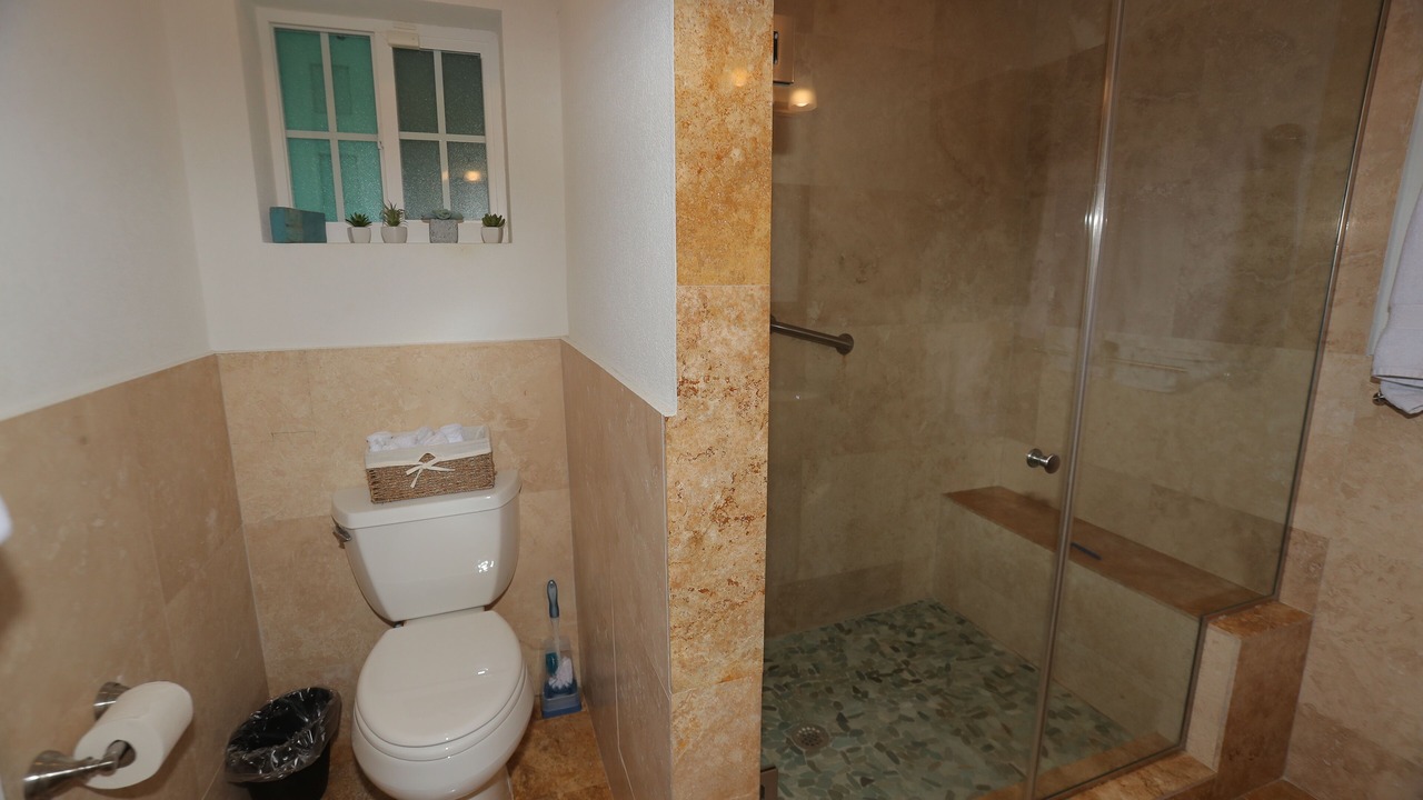 Photo of Bathroom in Cockburn Town