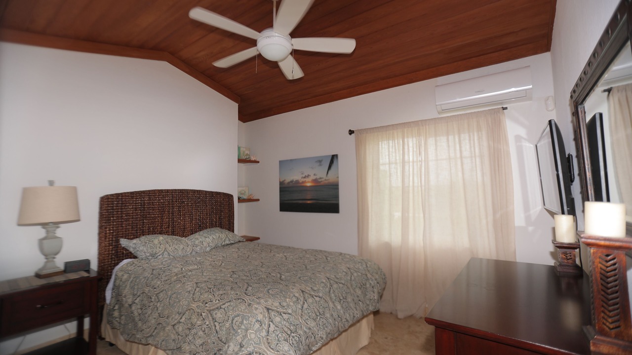 Photo of Bedroom in Cockburn Town