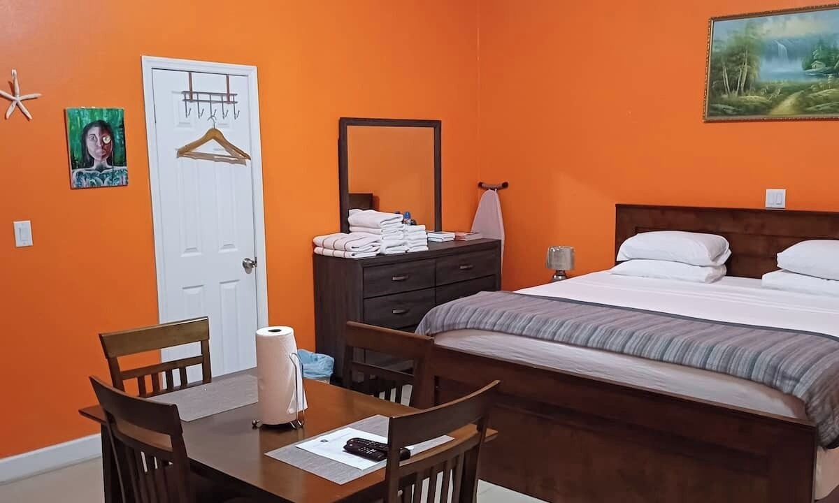 Photo of Bedroom in Leeward Settlement