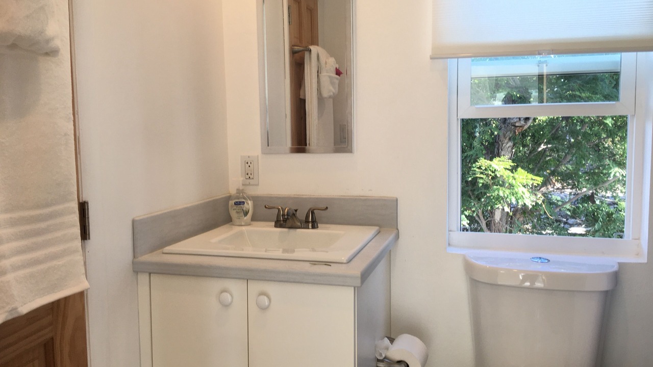 Photo of Bathroom in Long Bay Hills