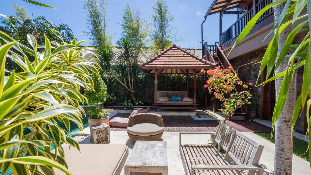Photo of Patio Balcony in Dyanapura