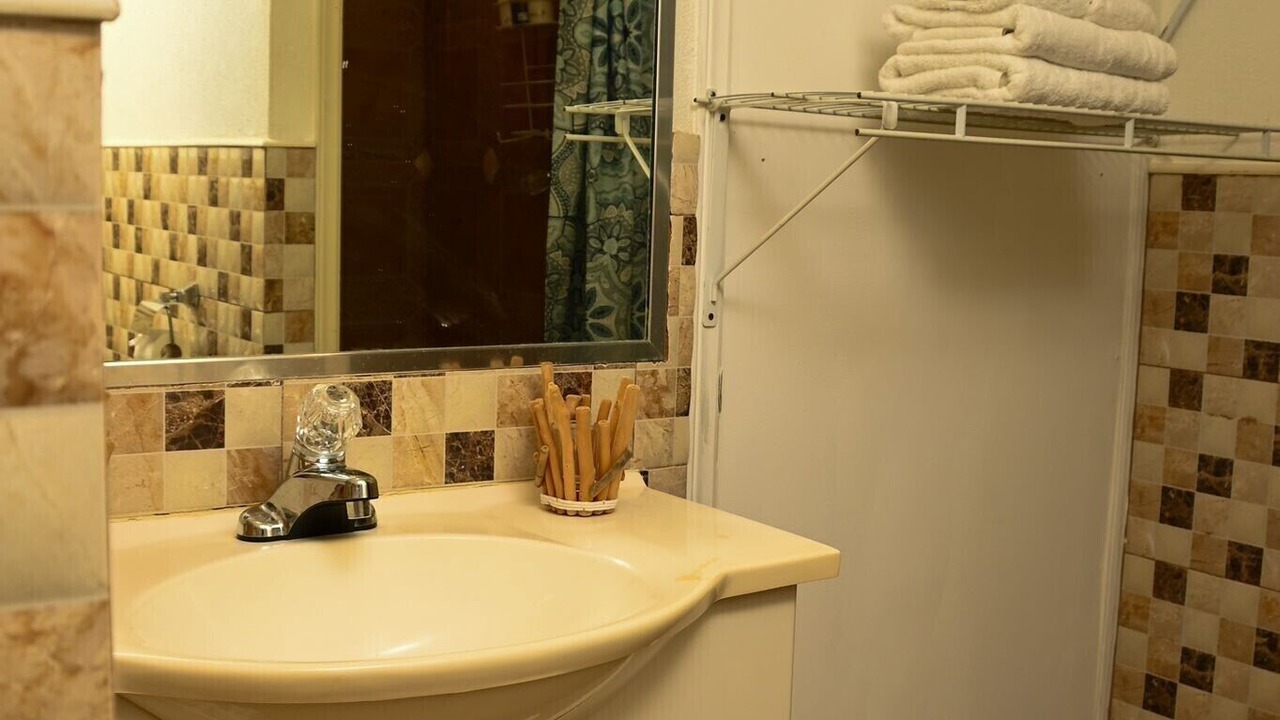 Photo of Bathroom in Discovery Bay