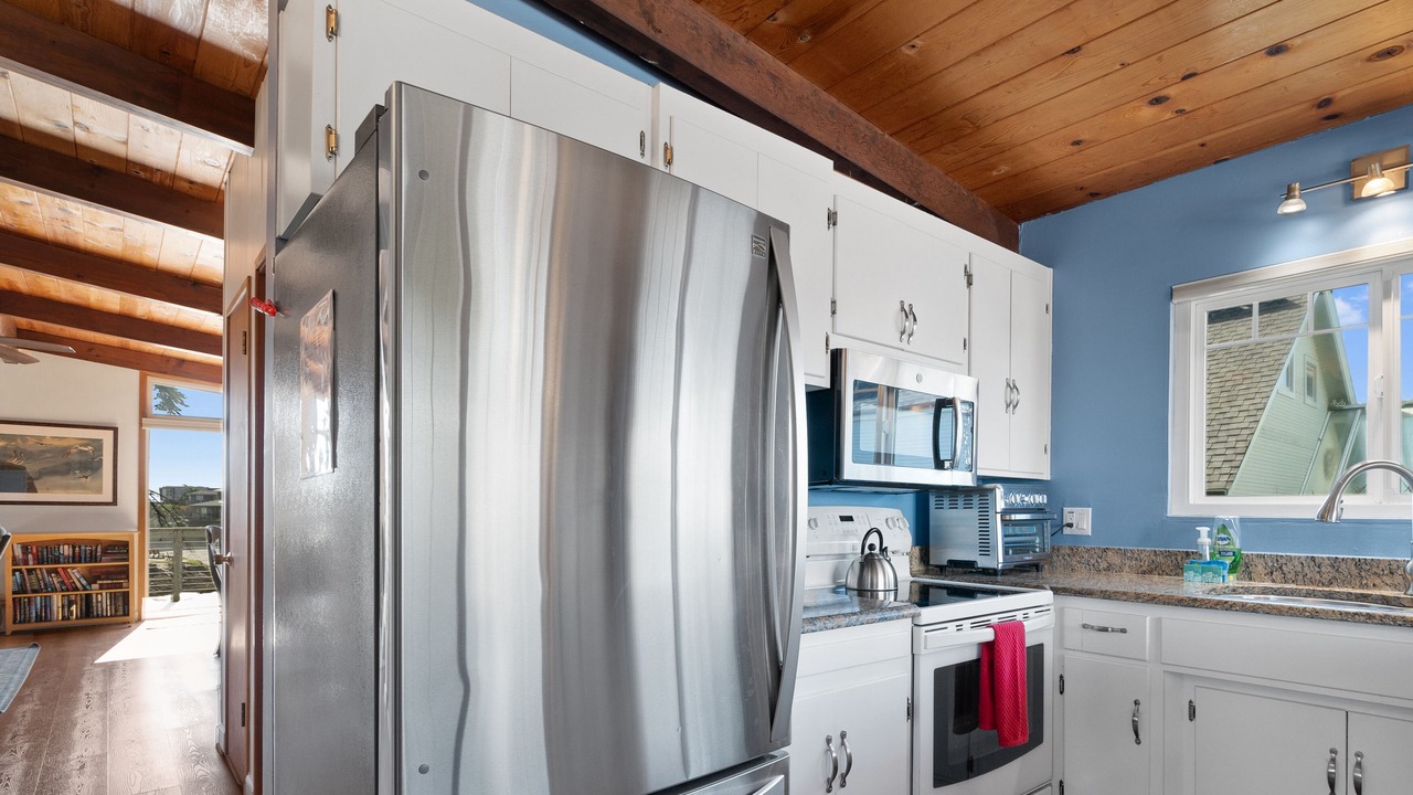 Photo of Kitchen in Eastside Santa Cruz