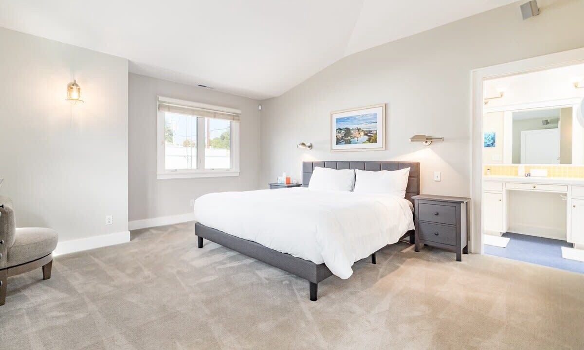 Photo of Bedroom in Capitola