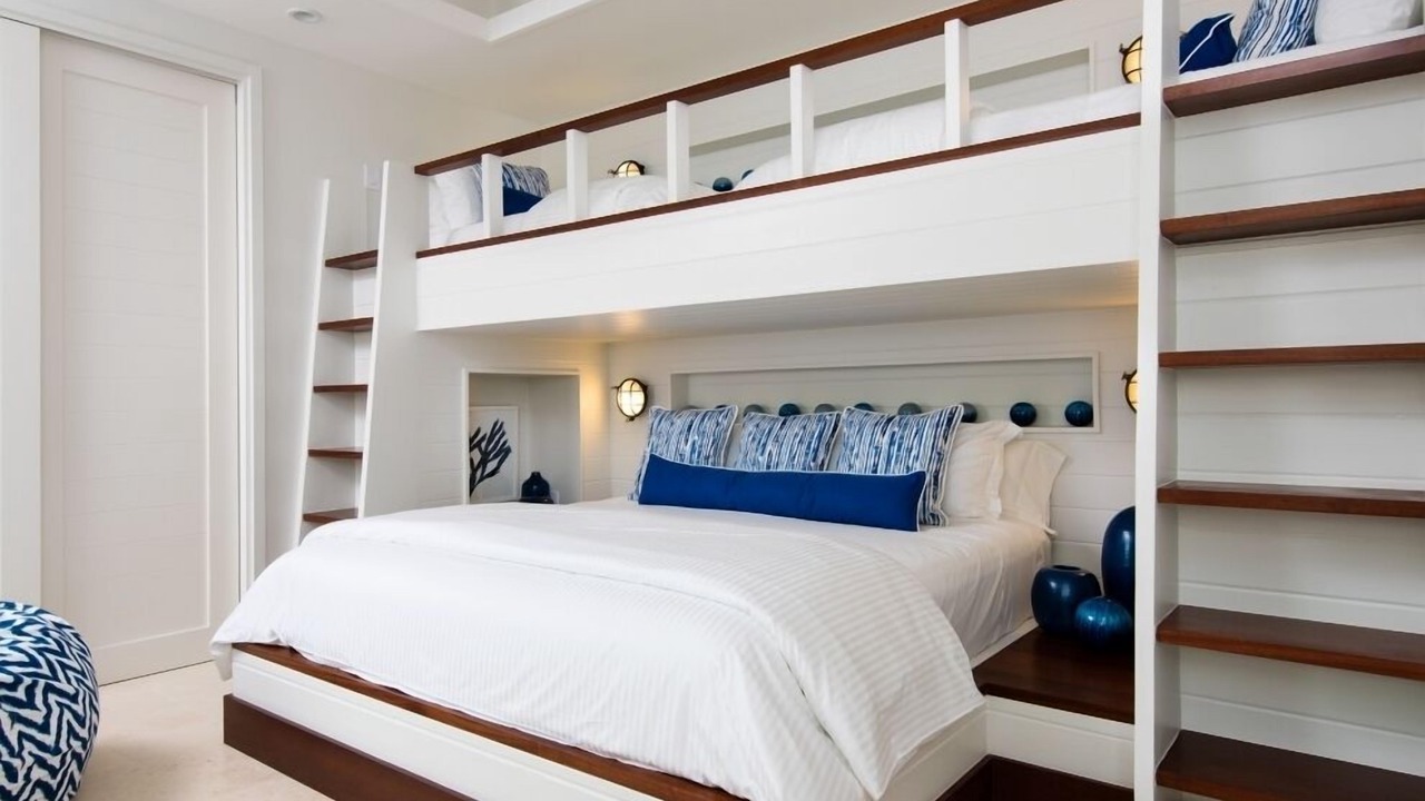 Photo of Bedroom in Leeward Settlement