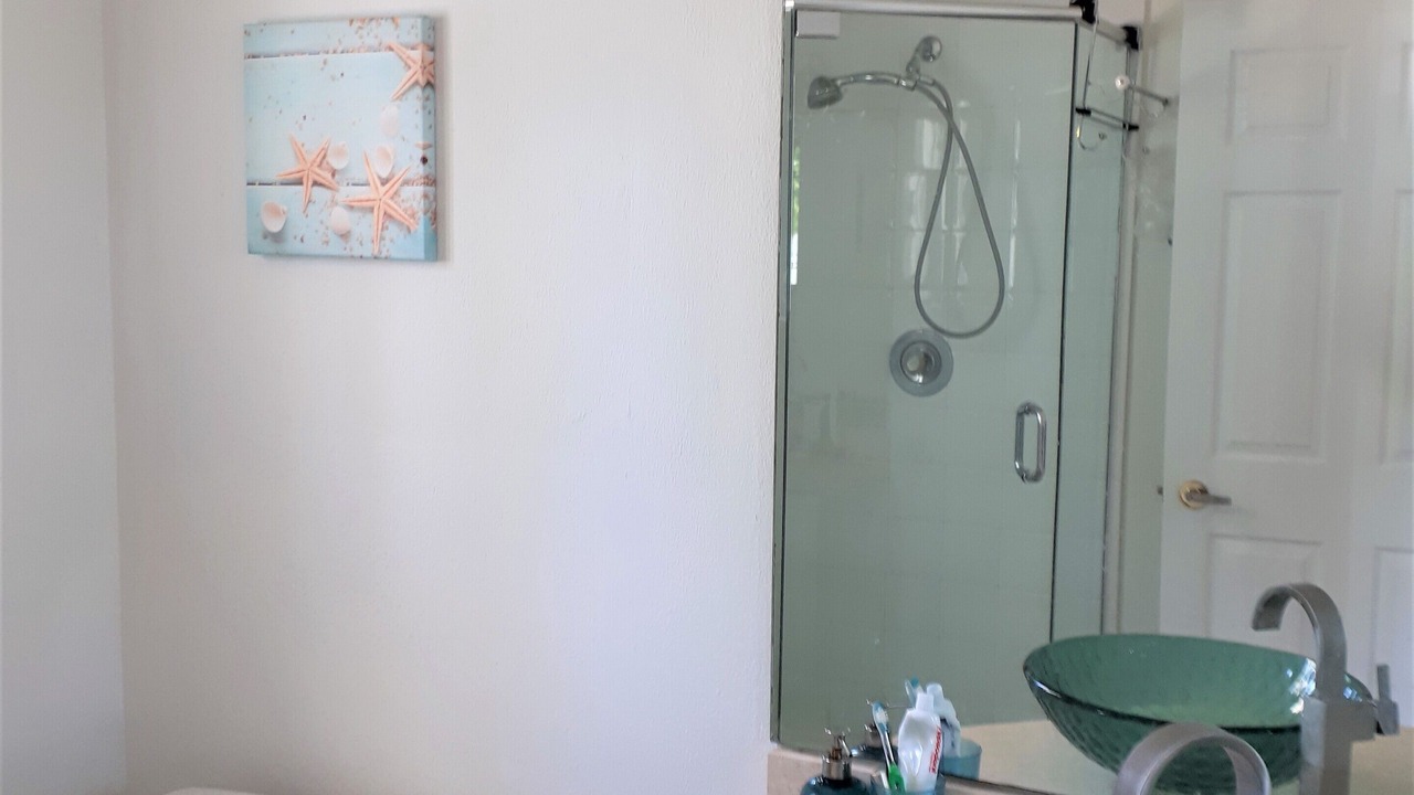 Photo of Bathroom in Leeward Settlement