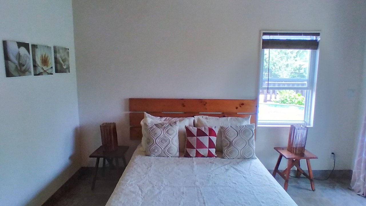 Photo of Bedroom in Leeward Settlement