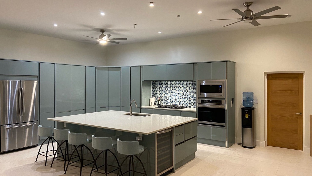 Photo of Kitchen in Discovery Bay