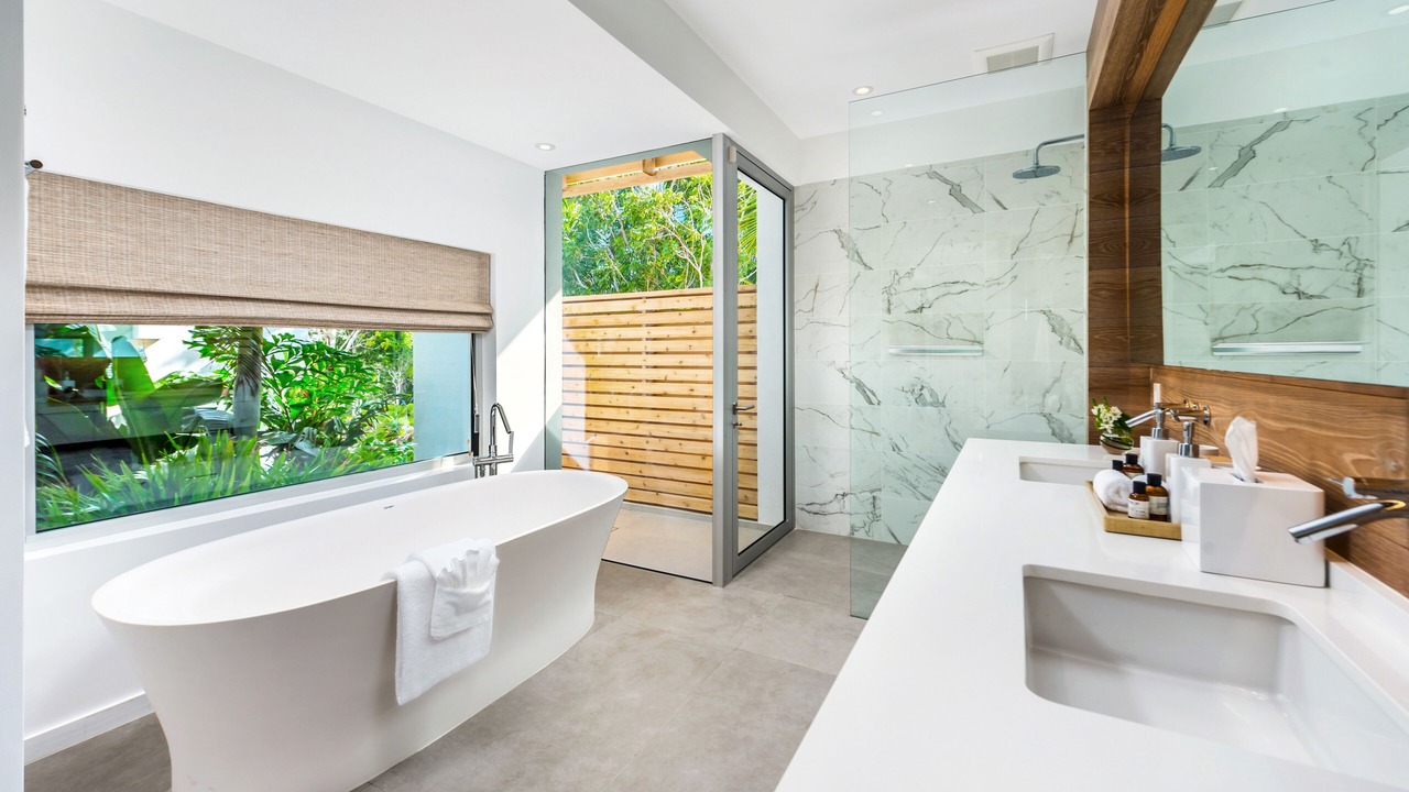 Photo of Bathroom in Long Bay Hills