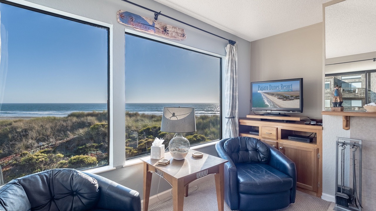 Photo of Livingroom in Pajaro Dunes