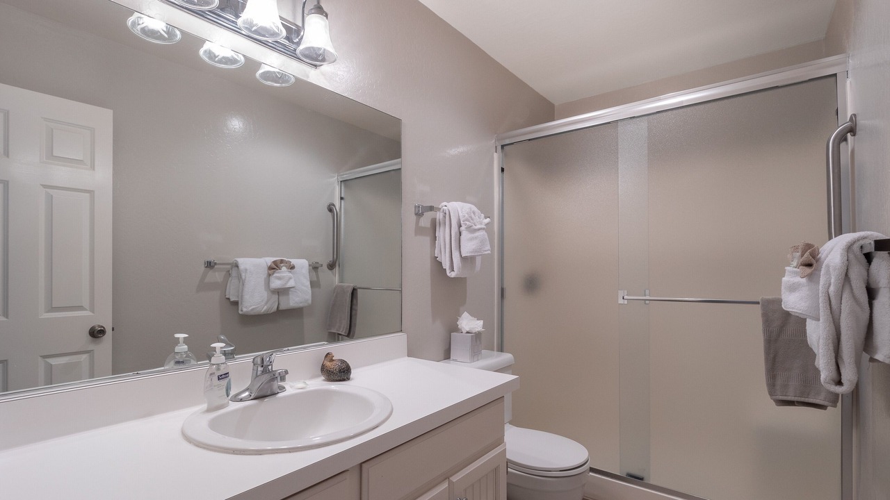 Photo of Bathroom in Pajaro Dunes